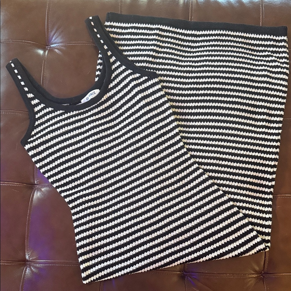 Black and White Striped Women's Knitted Dress